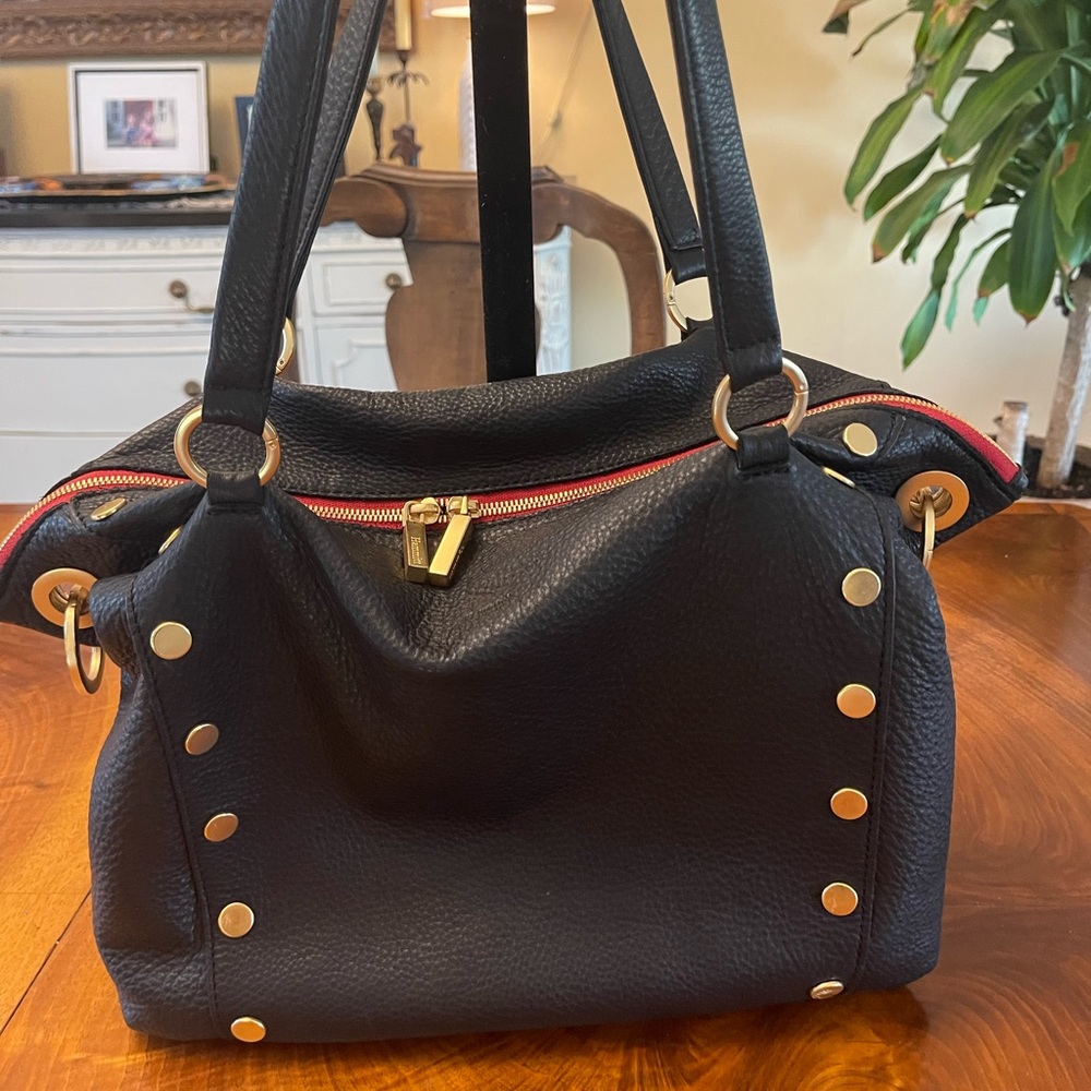 Hammitt Daniel Large black with gold hardware